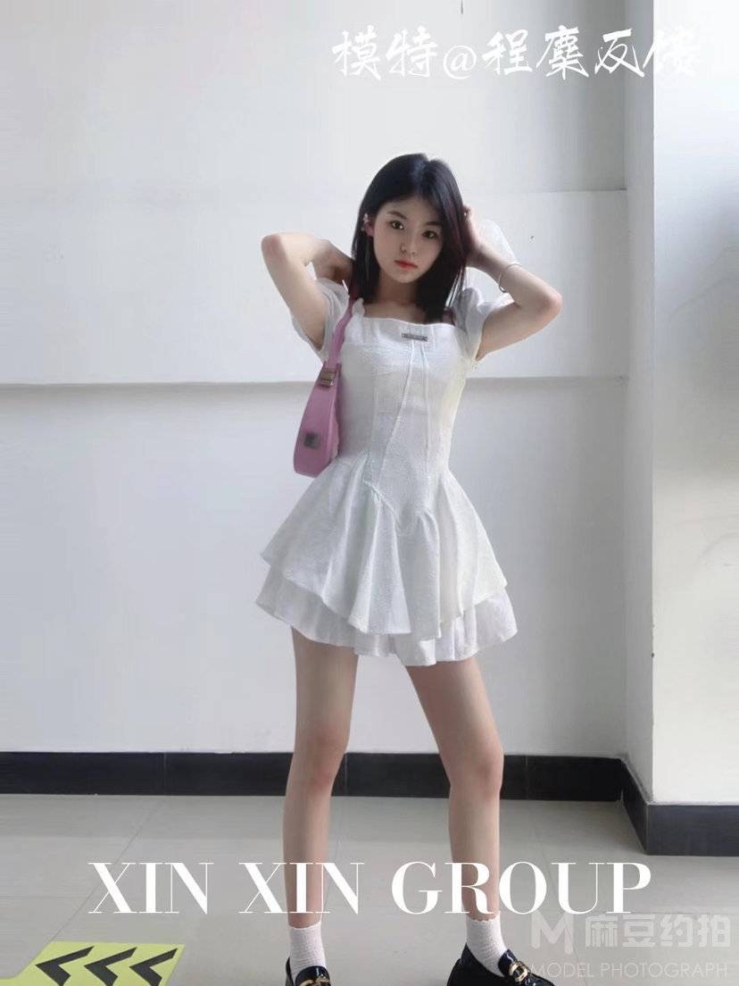 清新模特