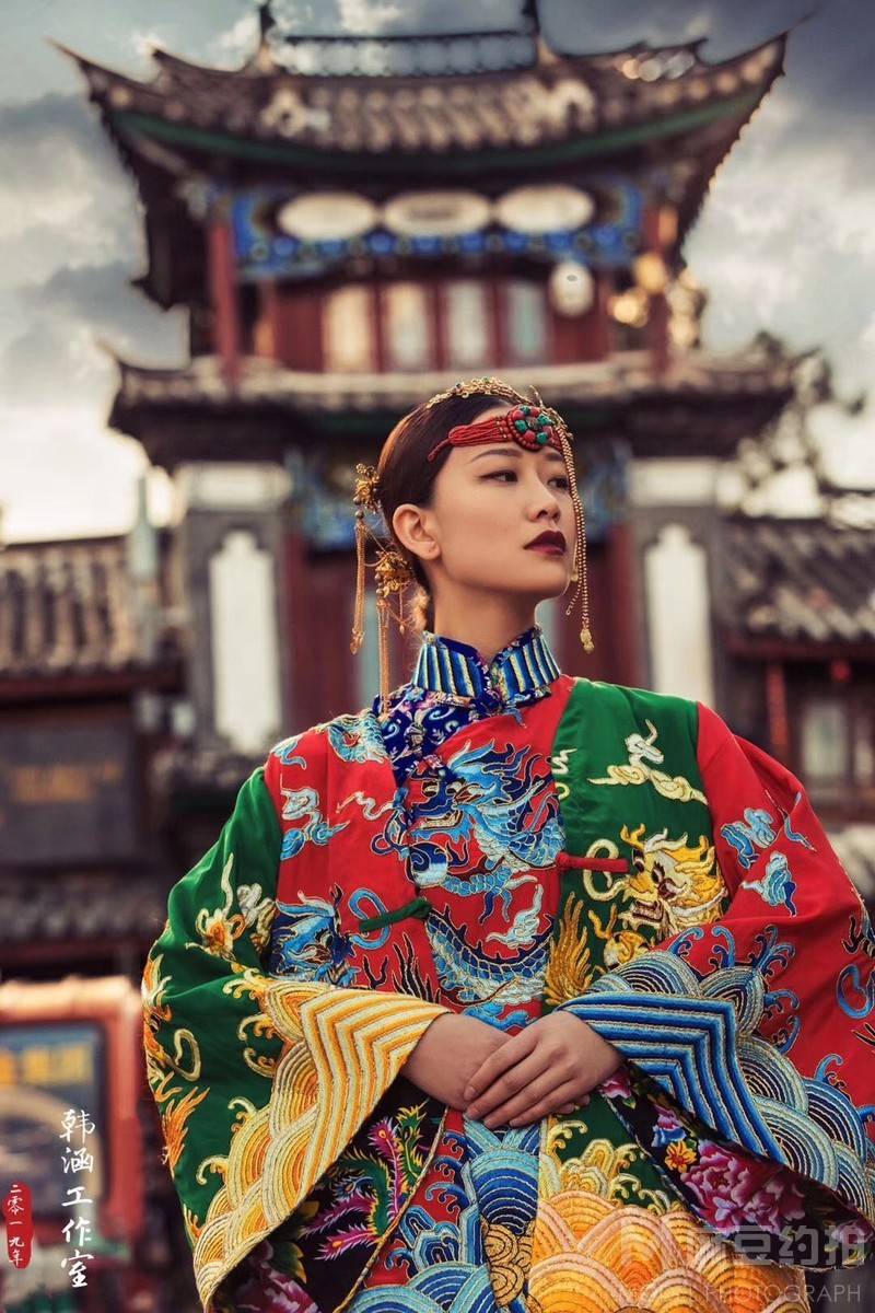 妆容模特