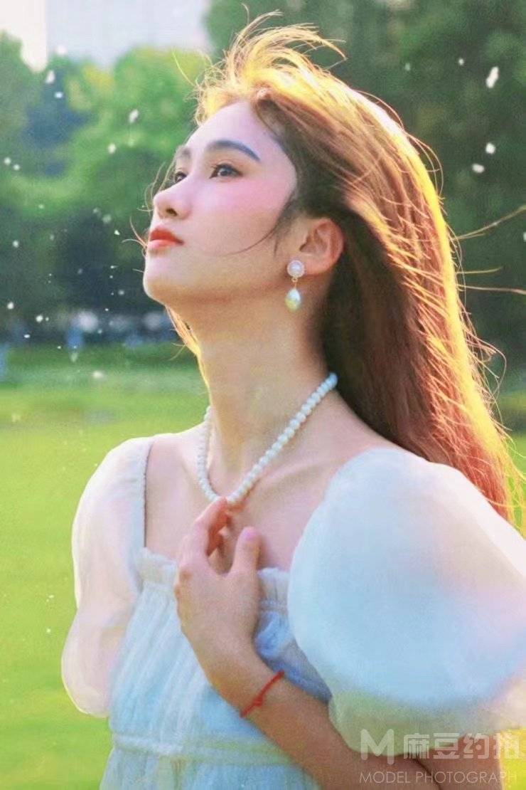 胶片模特