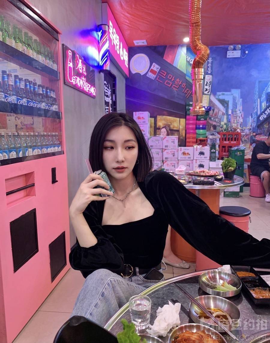 妆容模特