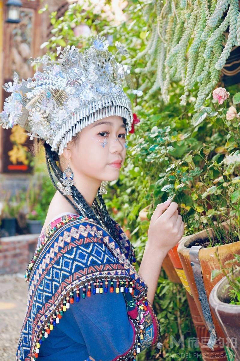 妆容模特