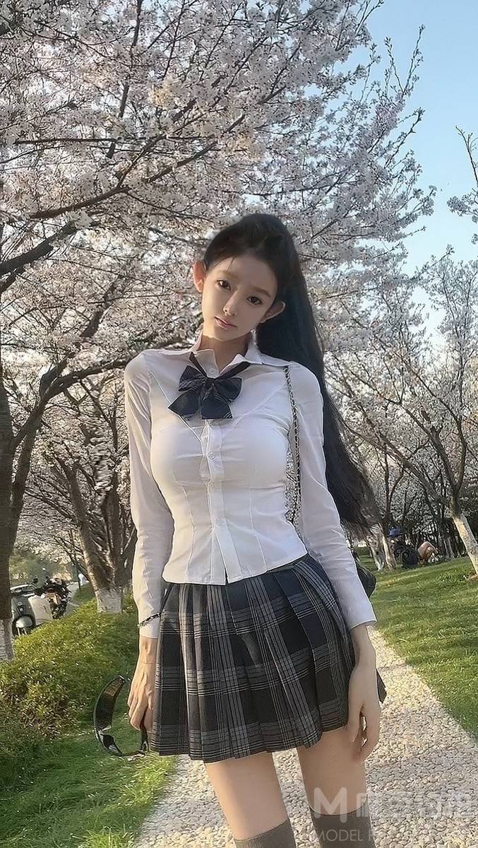 校园模特