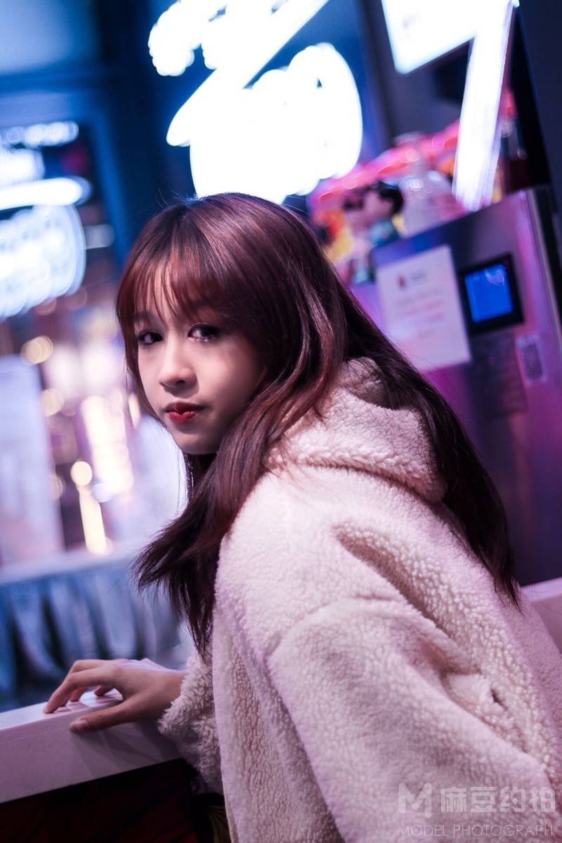 夜景模特