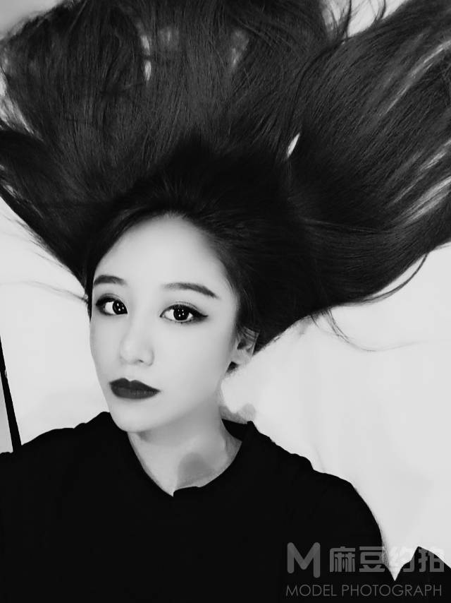暗黑模特