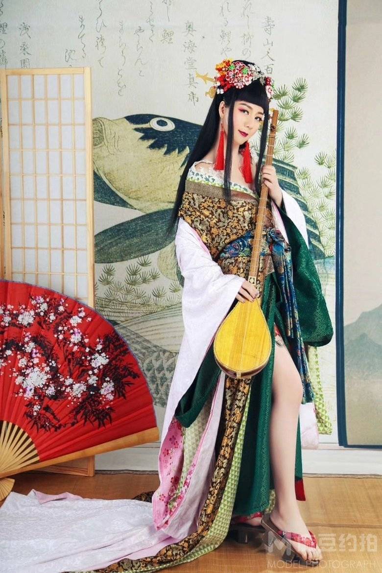 妆容模特
