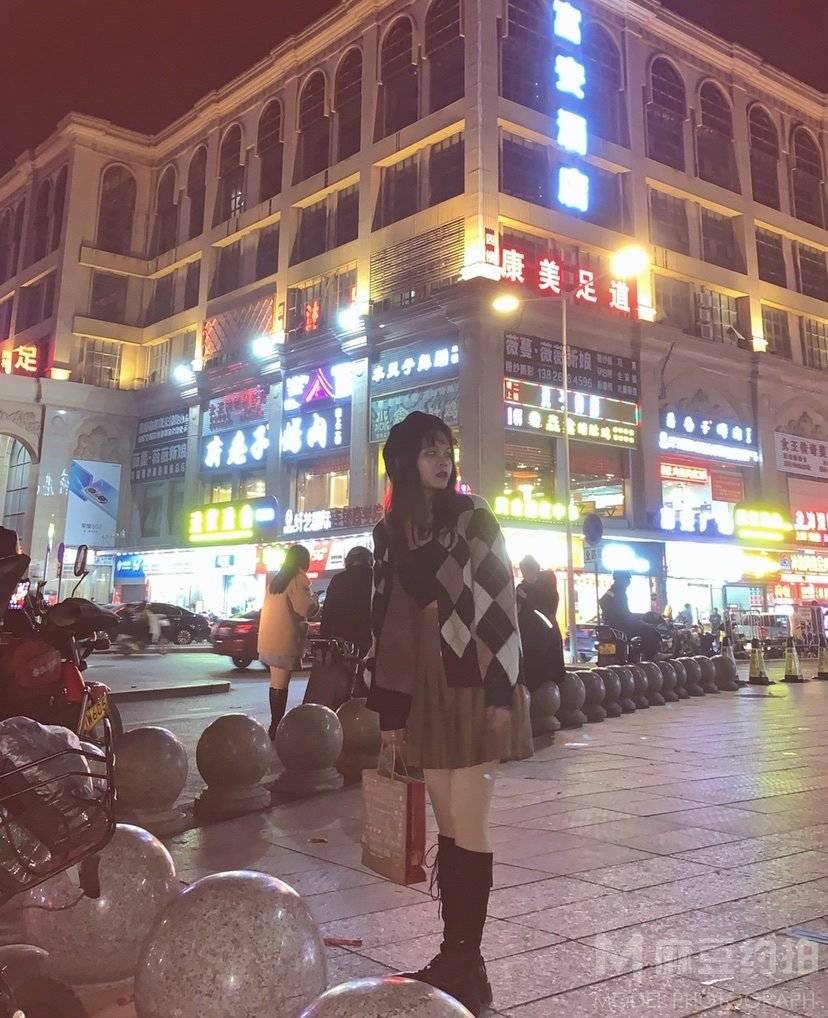 清新模特