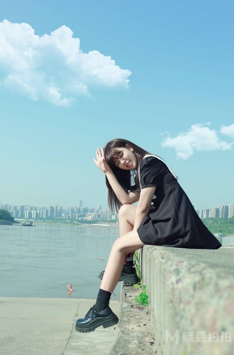 清新模特