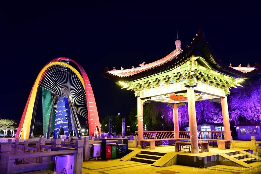 夜景模特