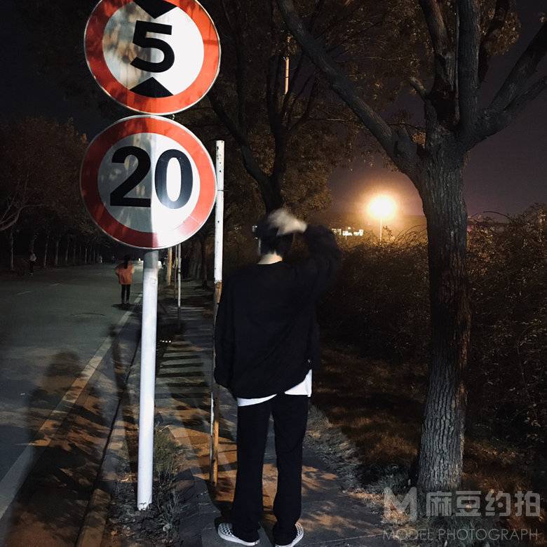 暗黑模特