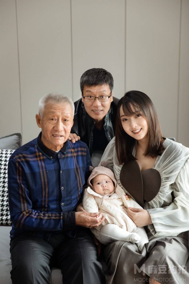 纪实模特