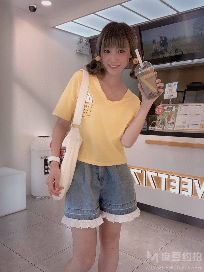 清新模特