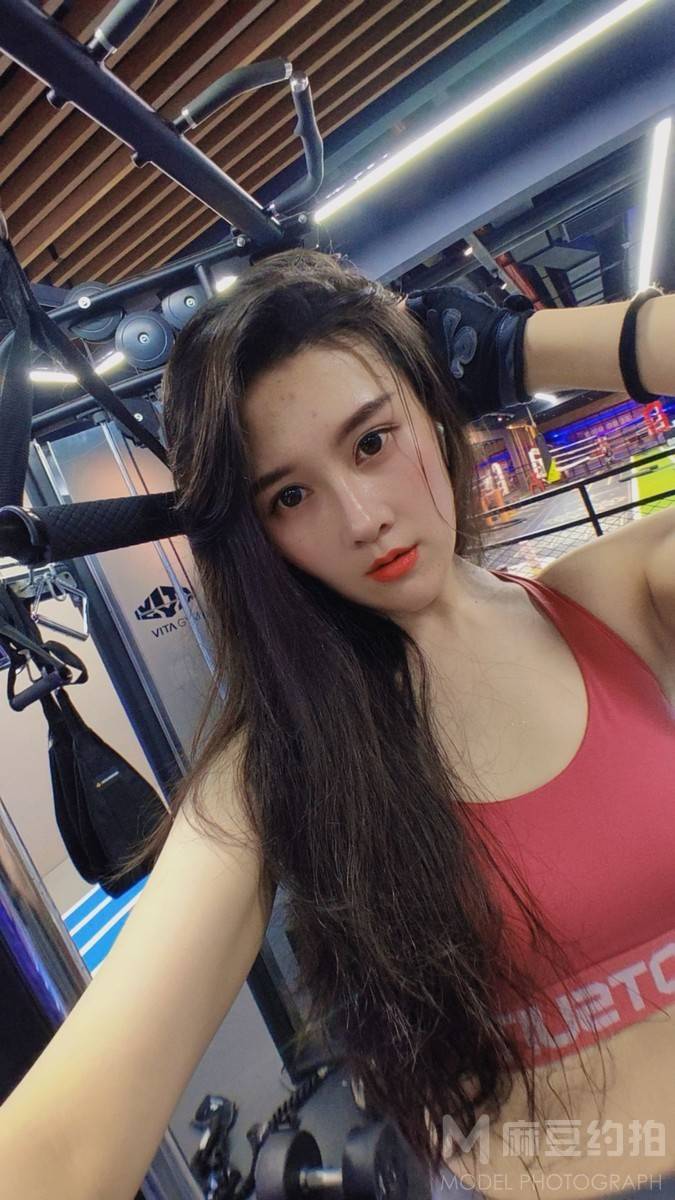 纪实模特