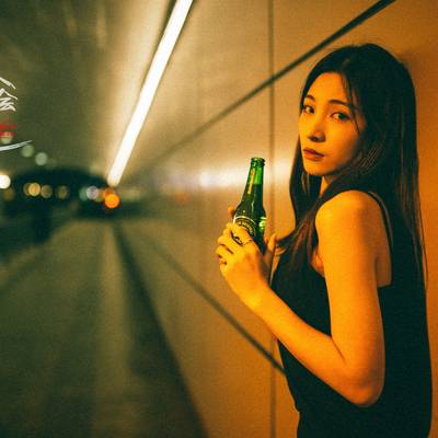 情绪模特