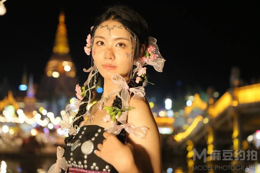 妆容模特