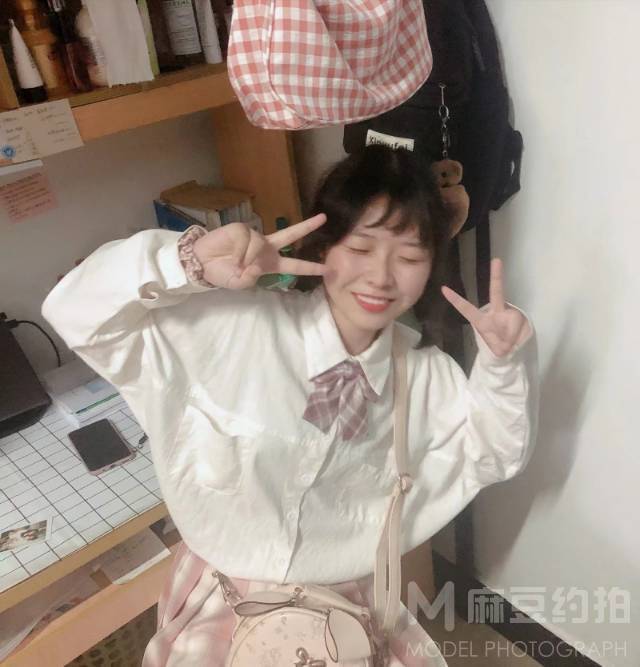 校园模特