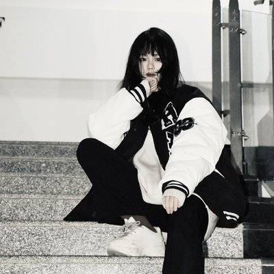 黑白模特