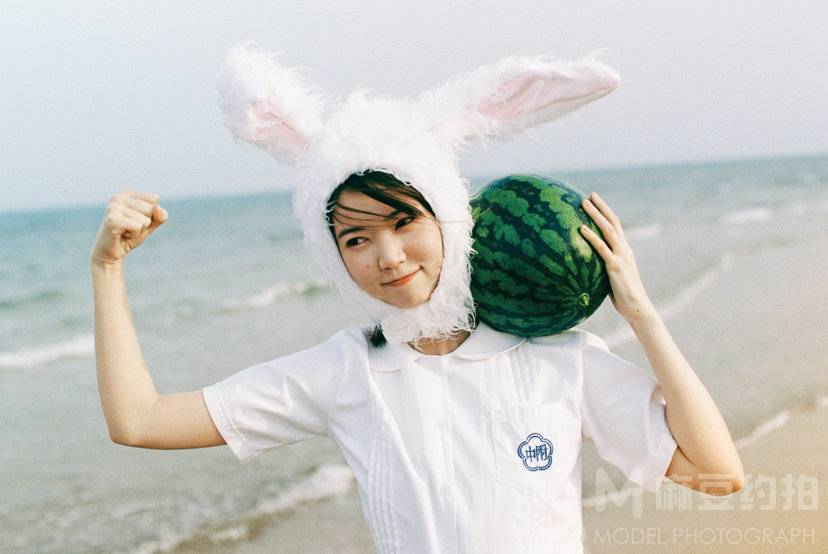 胶片模特