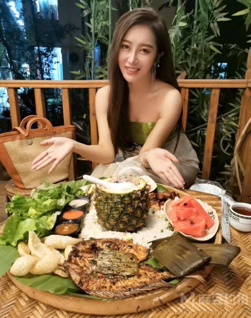 纪实模特