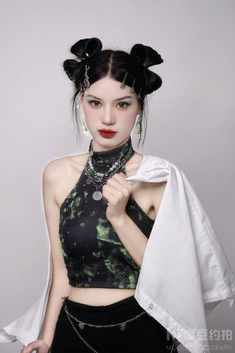 暗黑模特