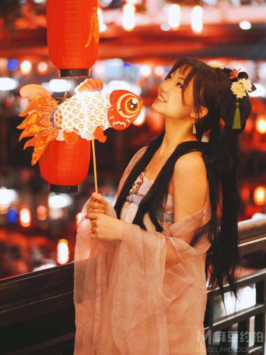 汉服模特