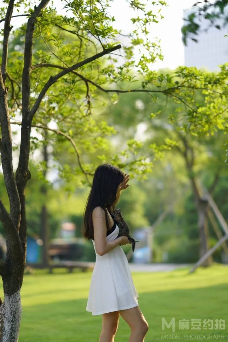 清新模特