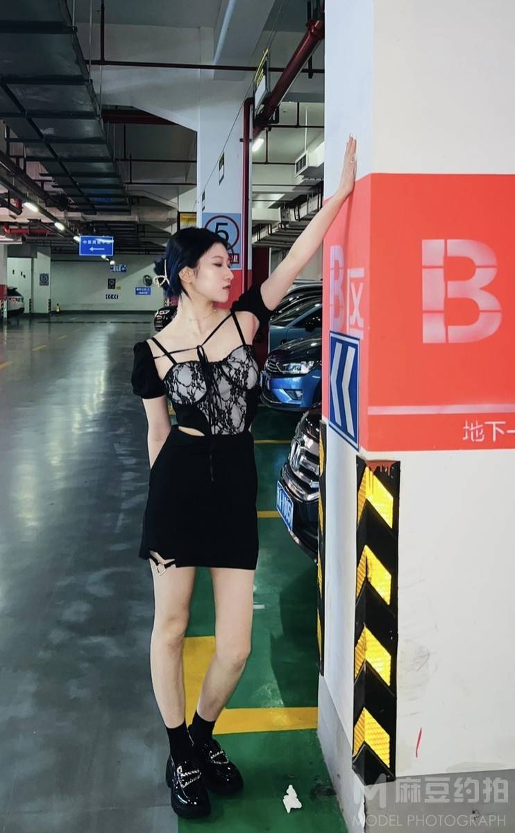 暗黑模特