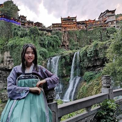 汉服模特