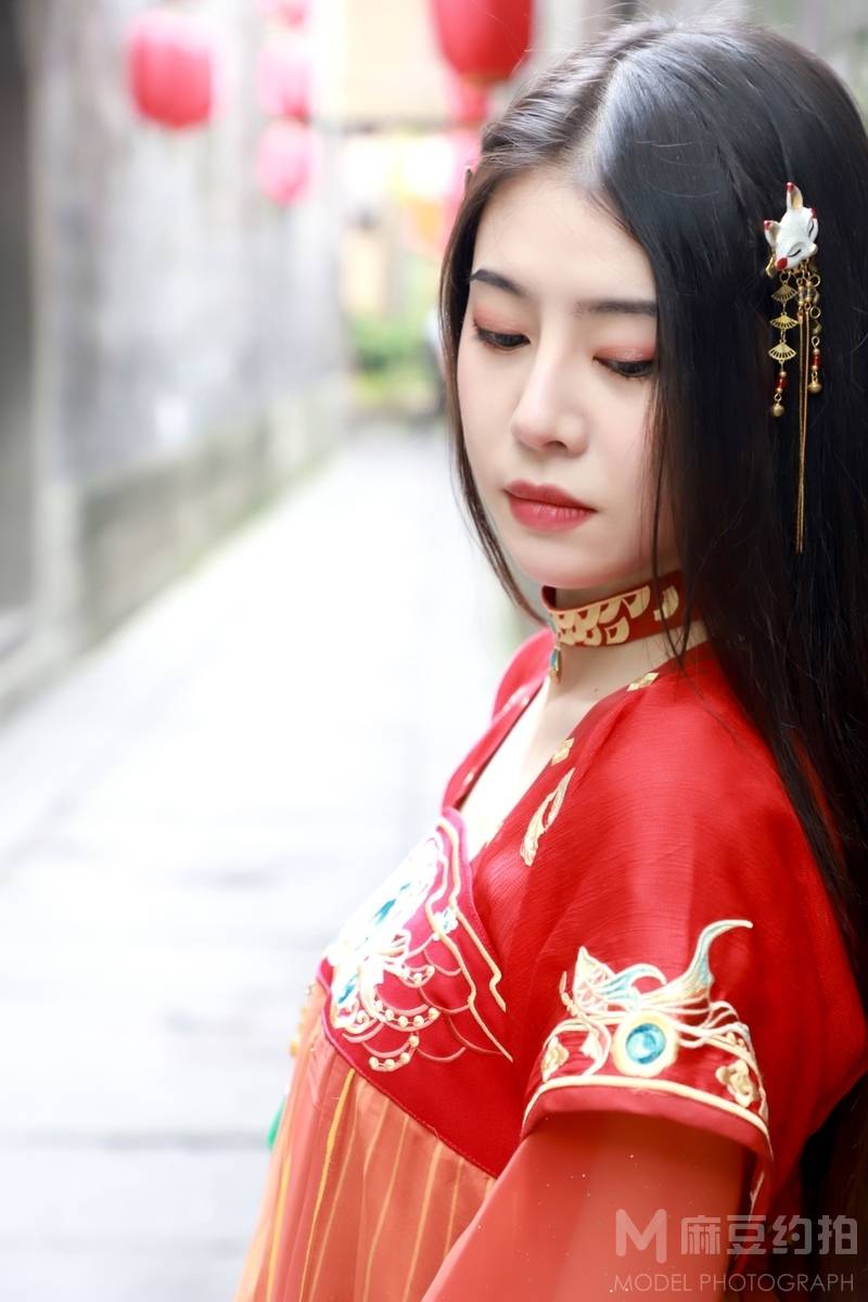 汉服模特