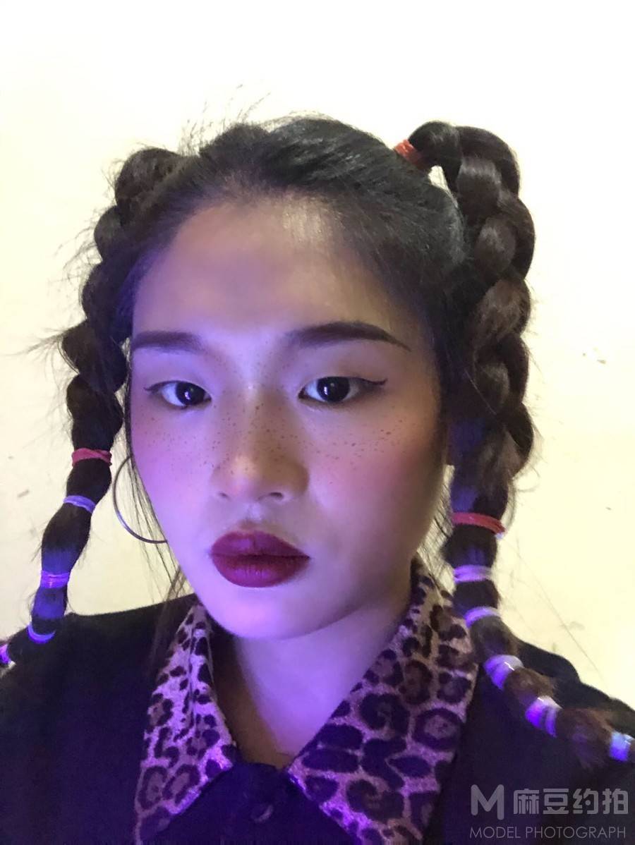 商务模特