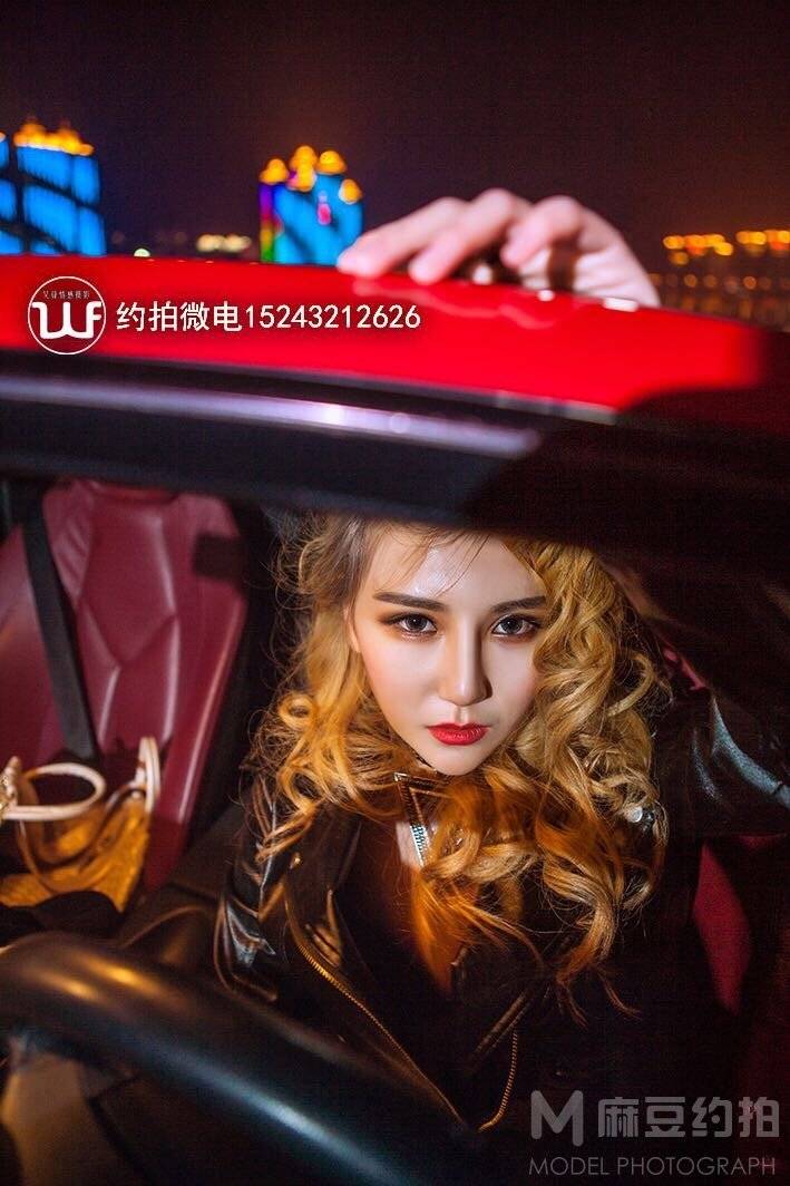 夜景模特
