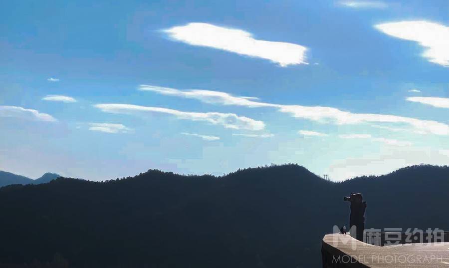 黑白模特