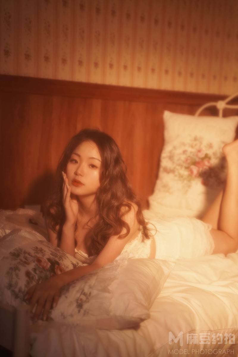 胶片模特