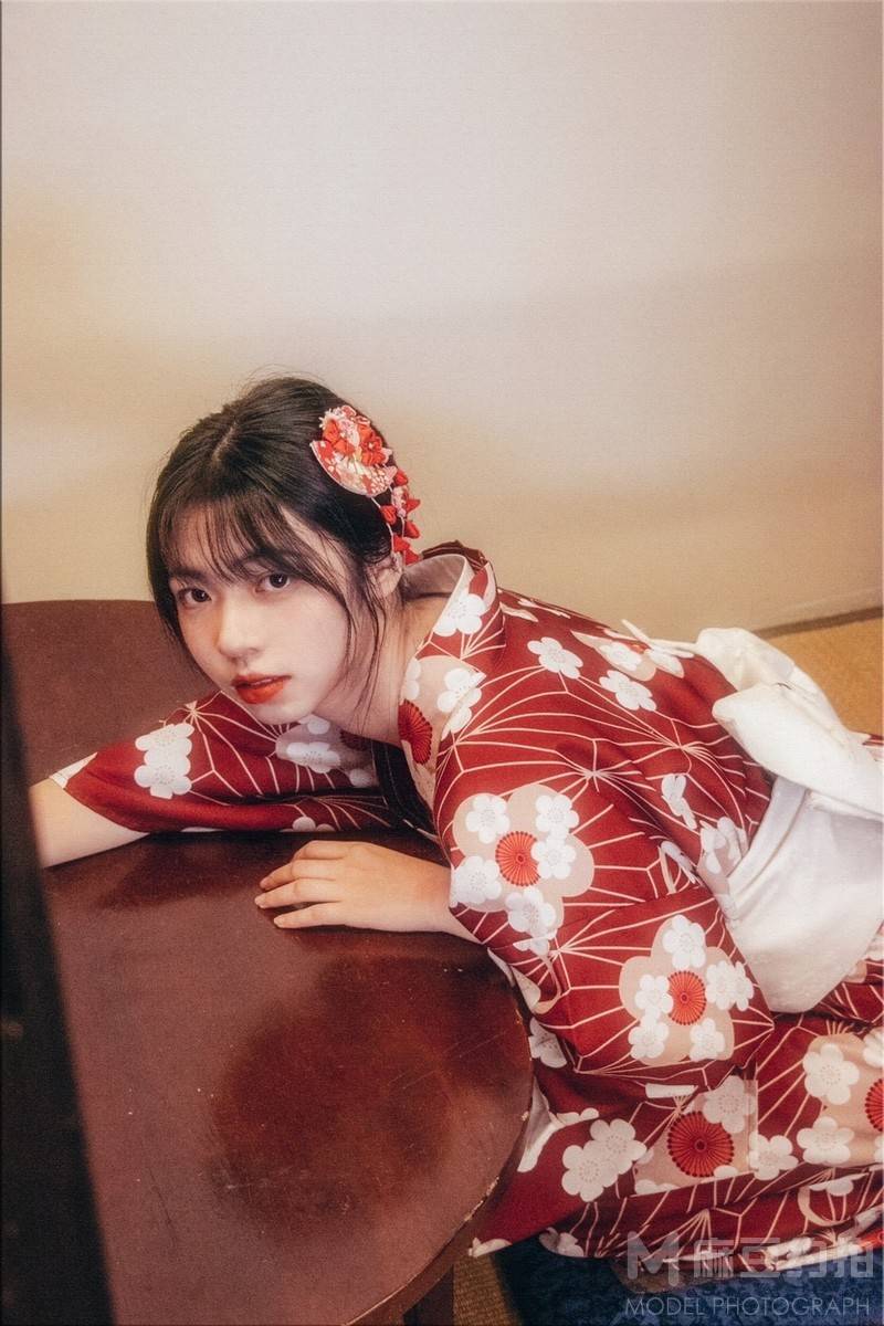 和服模特