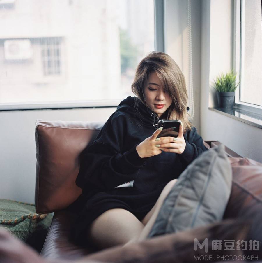 胶片模特