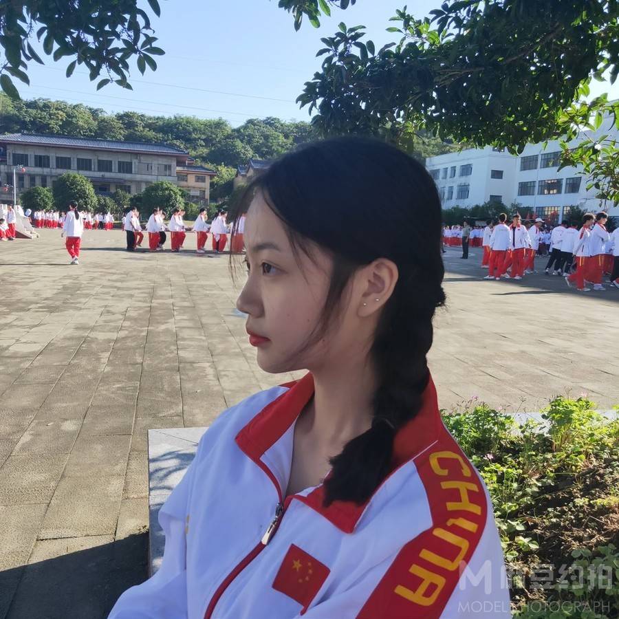 校园模特