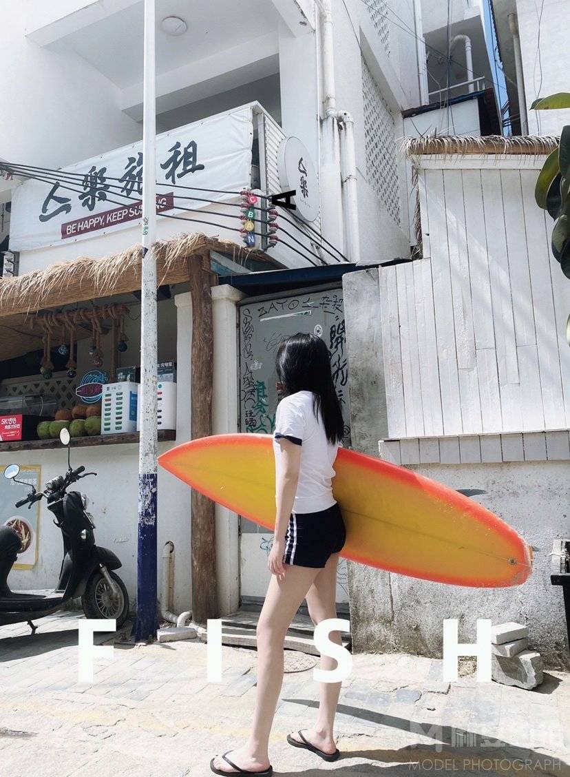 校园模特