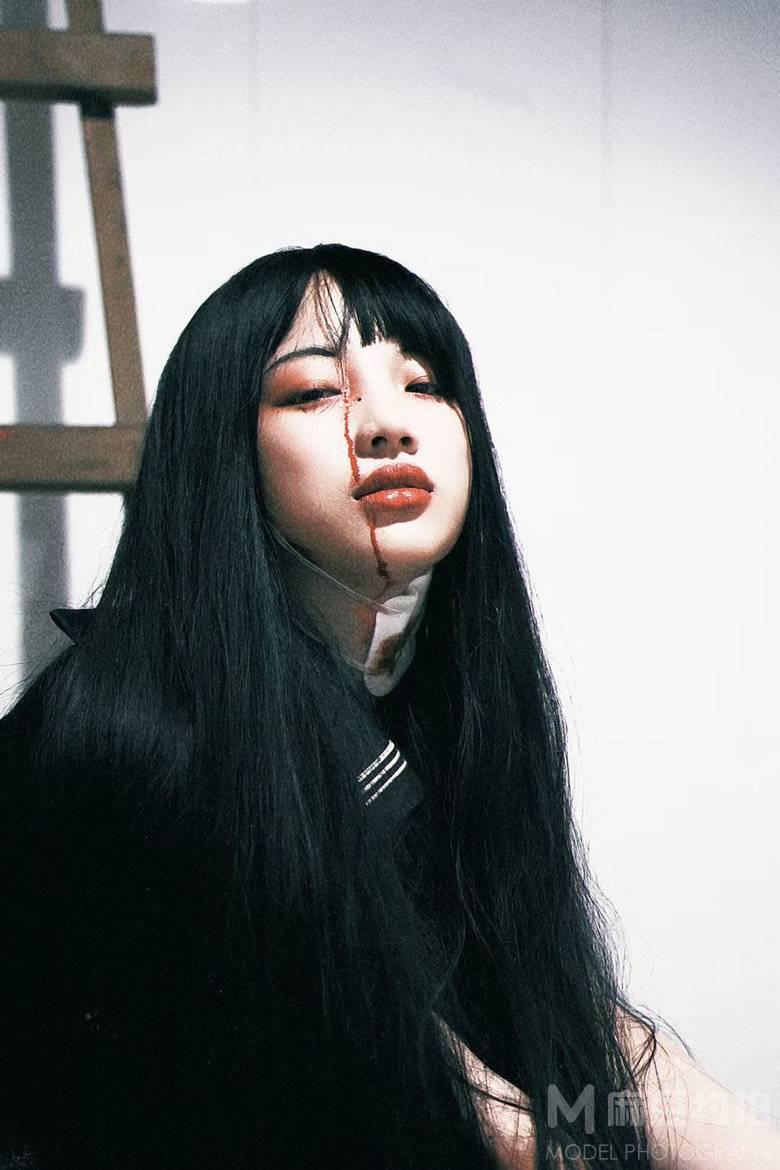 暗黑模特