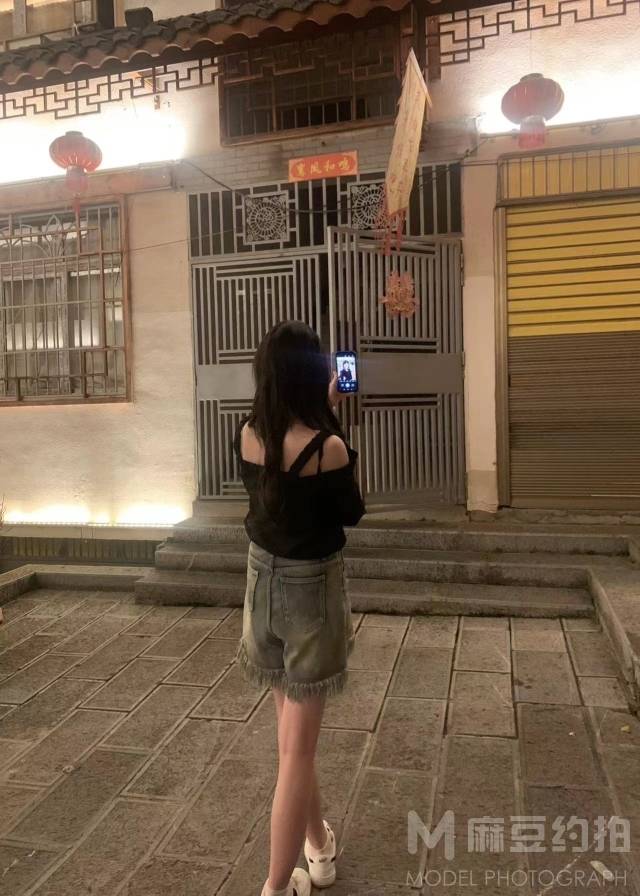 胶片模特