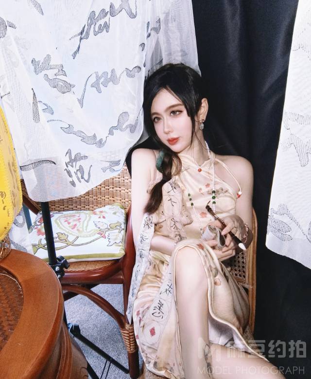 民国模特