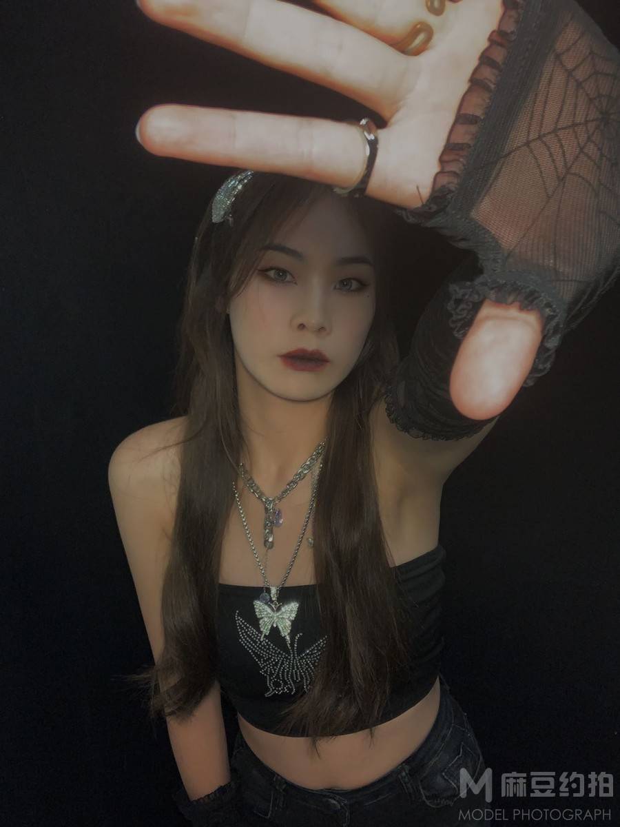 暗黑模特