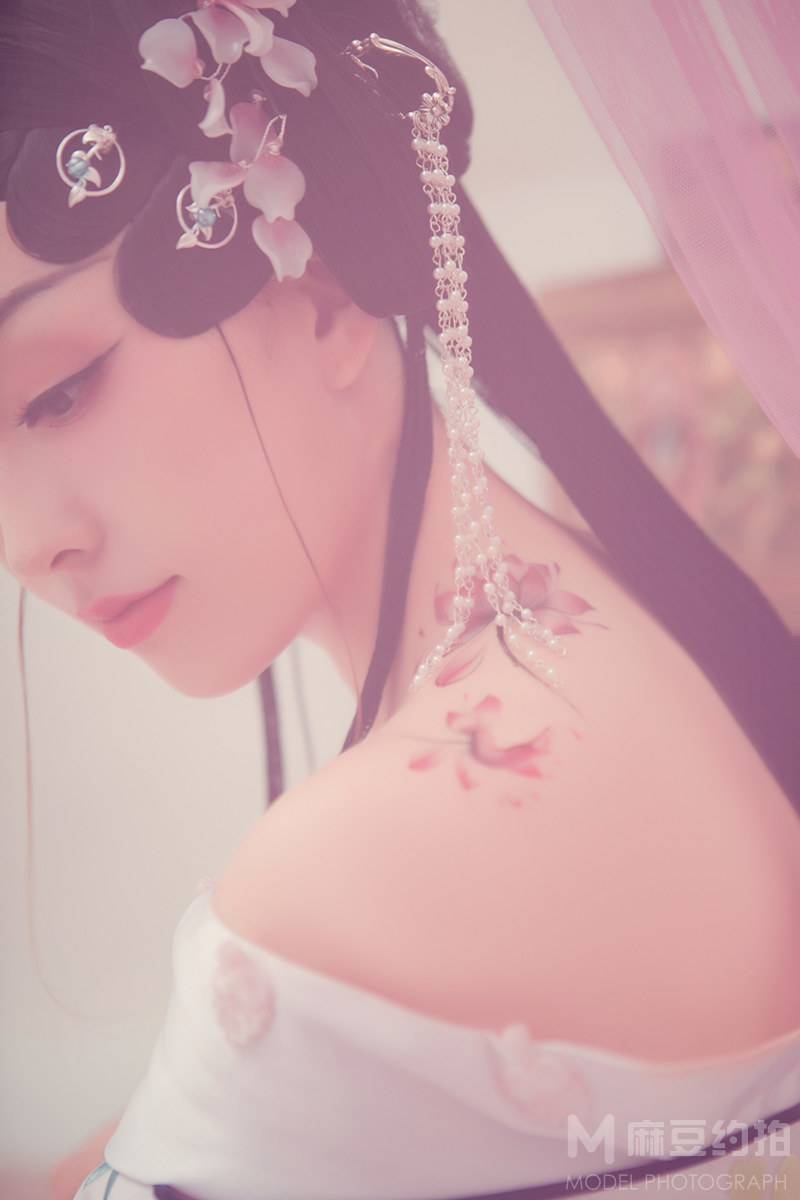 妆容模特