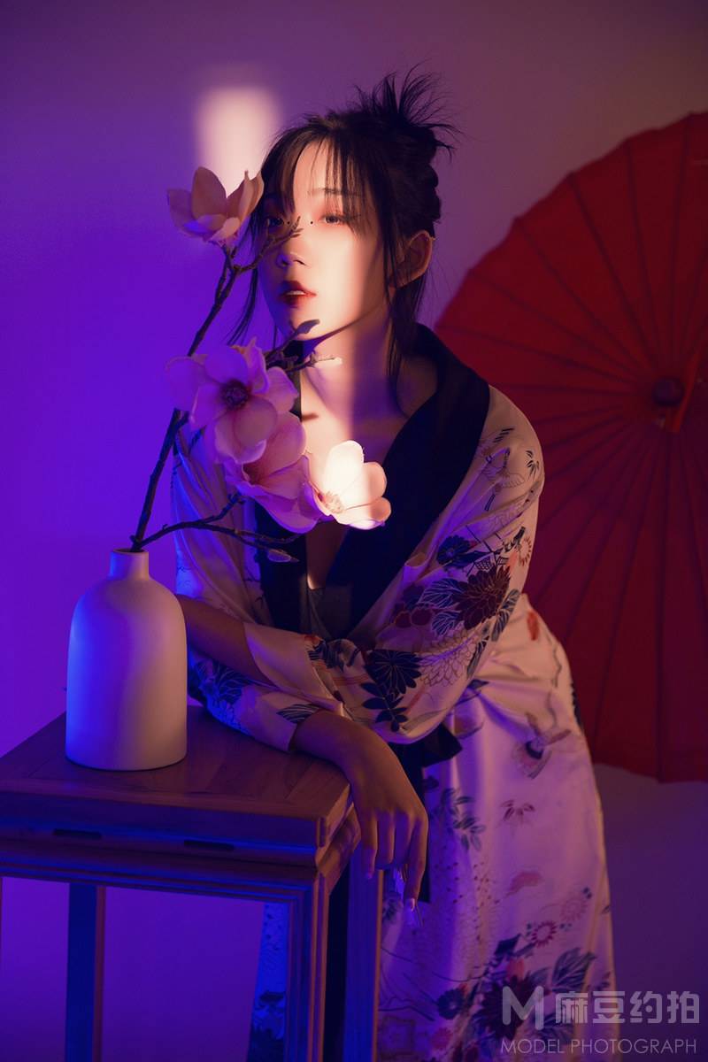 妆容模特