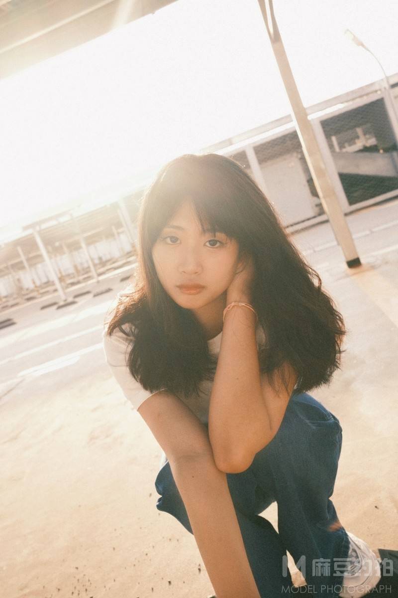 胶片模特