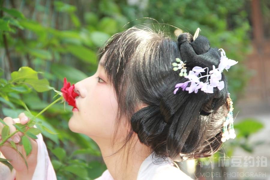 汉服模特