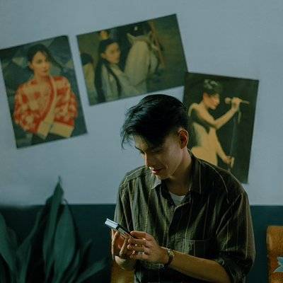 情绪模特