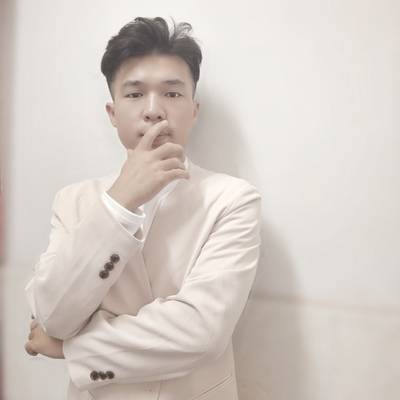 黑白模特