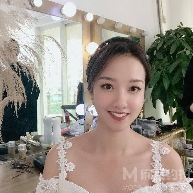 商务模特