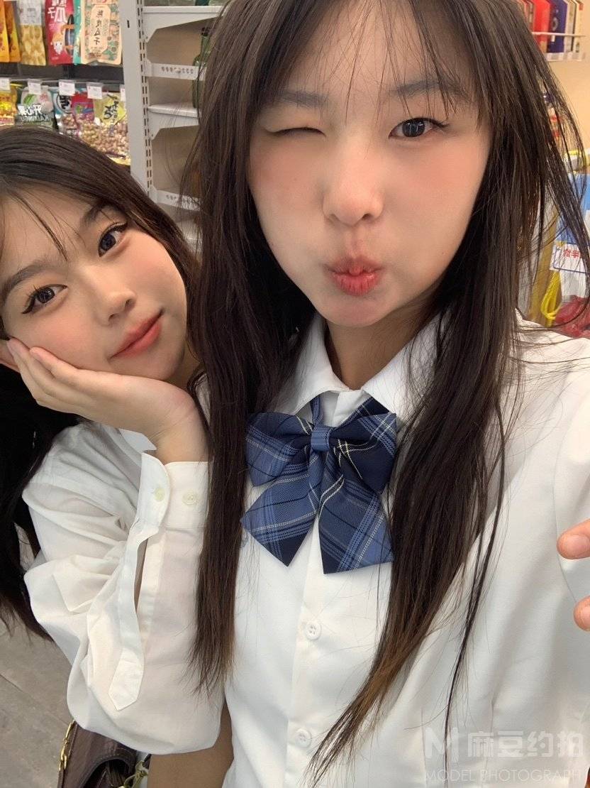 胶片模特