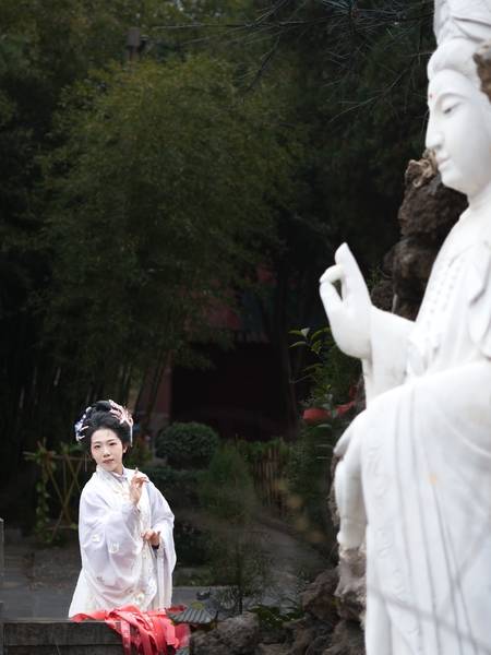 汉服模特