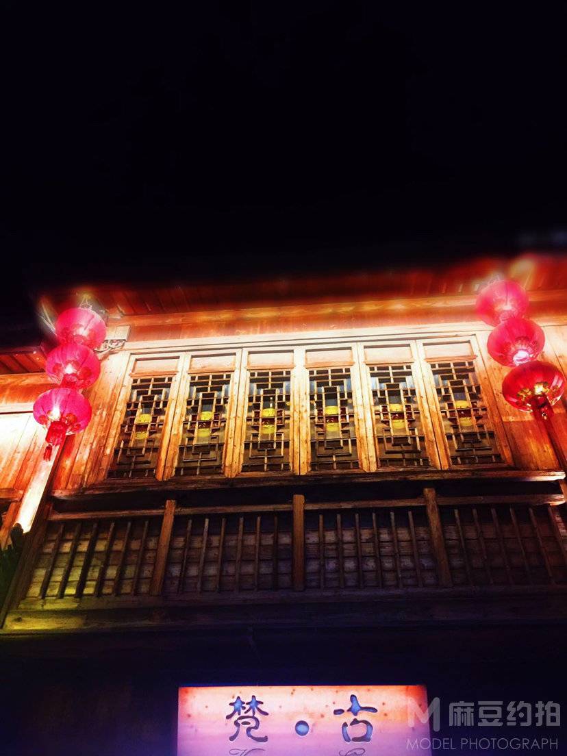 夜景模特